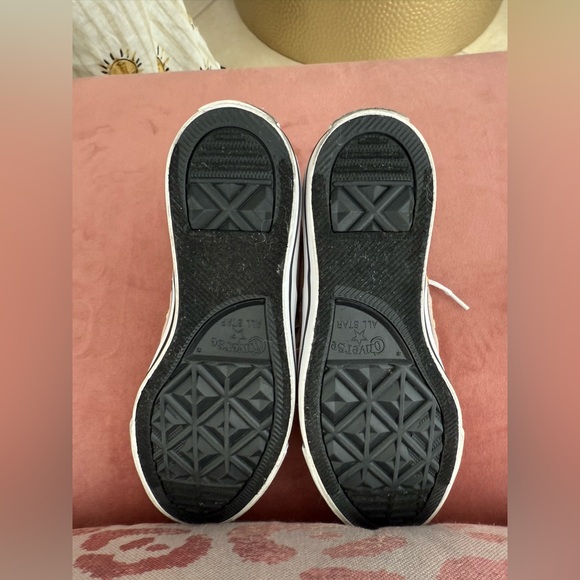 Converse Chuck Taylor All Star Madison Mid Top Canvas Sneaker - Picture 13 of 15